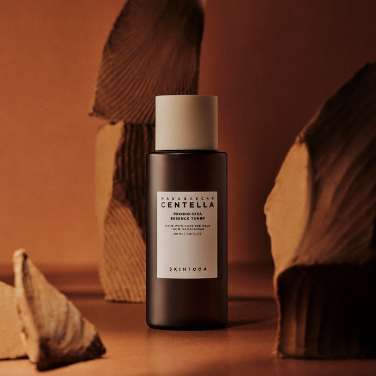 Skin1004 Madagascar Centella Probio-Cica Essence Toner 210ml