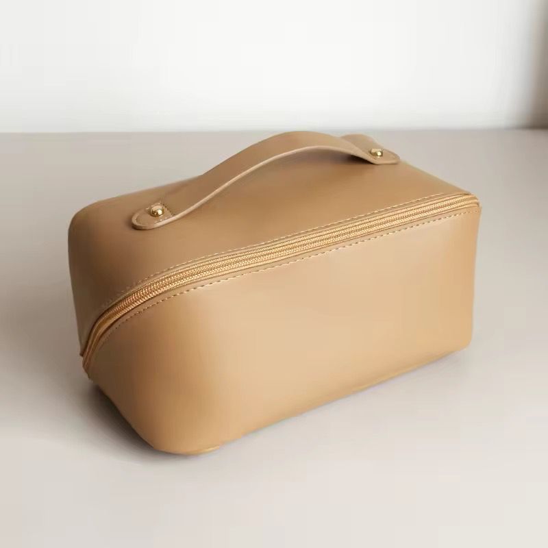Portable Large Capacity Travel Cosmetic Bag with Handle Makeup Organizer Bag Storage Makeup Bag Waterproof PU Leather Travel Toiletry Bag for Women